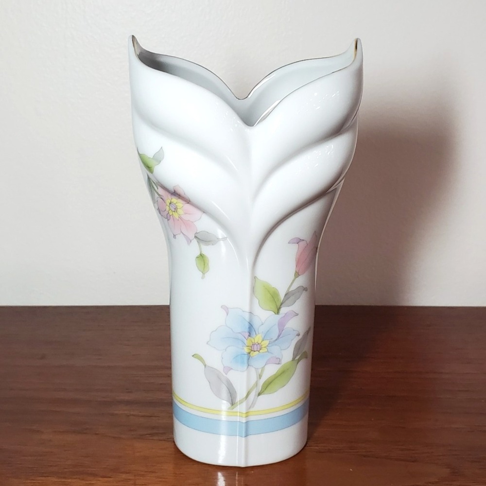Vintage Porcelain Small Floral Bud Vase Royal Crown 7" With Gold Painted Trim